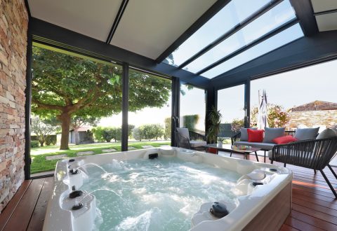 Véranda pour piscine et spa Rénoval